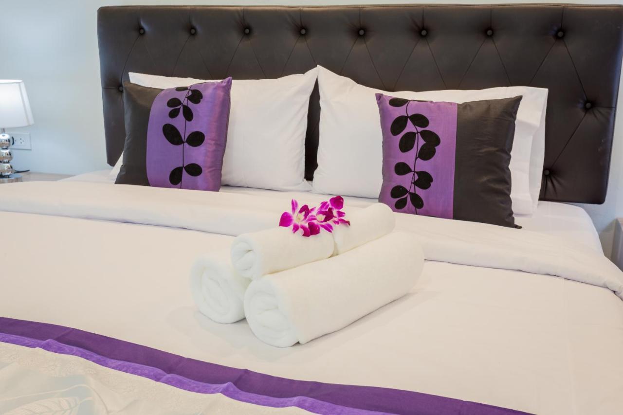 เจอร์นีย์ เรสซิเดนซ์ Hotel หาดบางเทา ภายนอก รูปภาพ